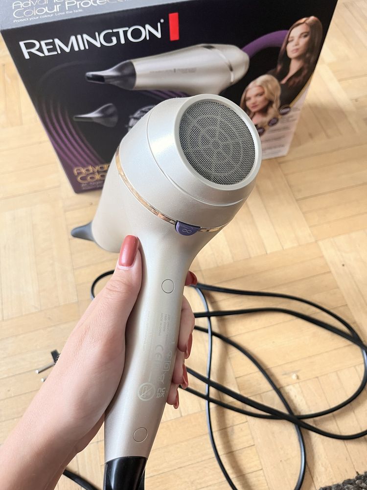 Suszarka REMINGTON ochrona koloru i filtr UV