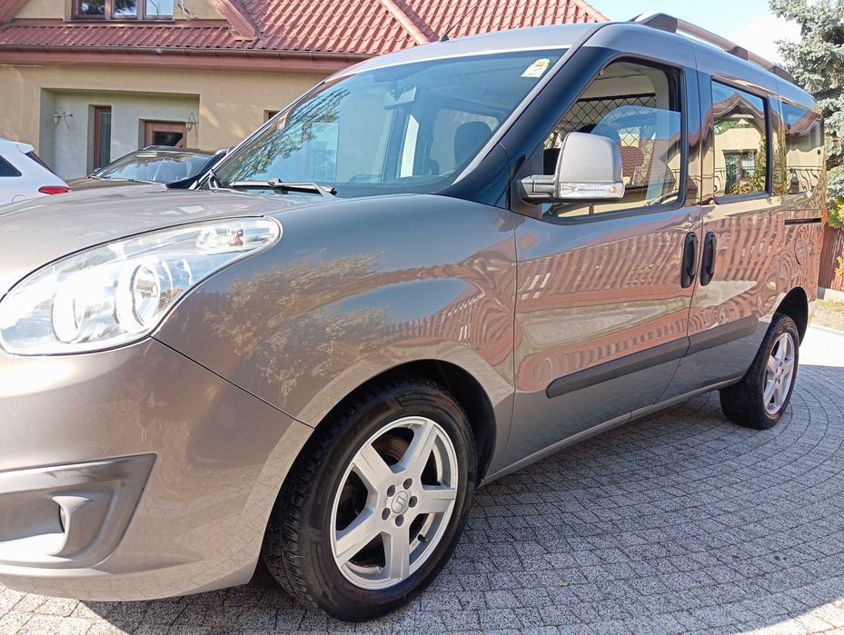 Opel Combo 1,6 cdti 7 osobowy klimatronik