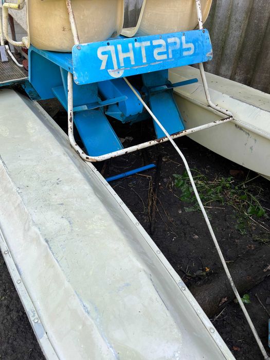 Катамаран.Водний велосипед