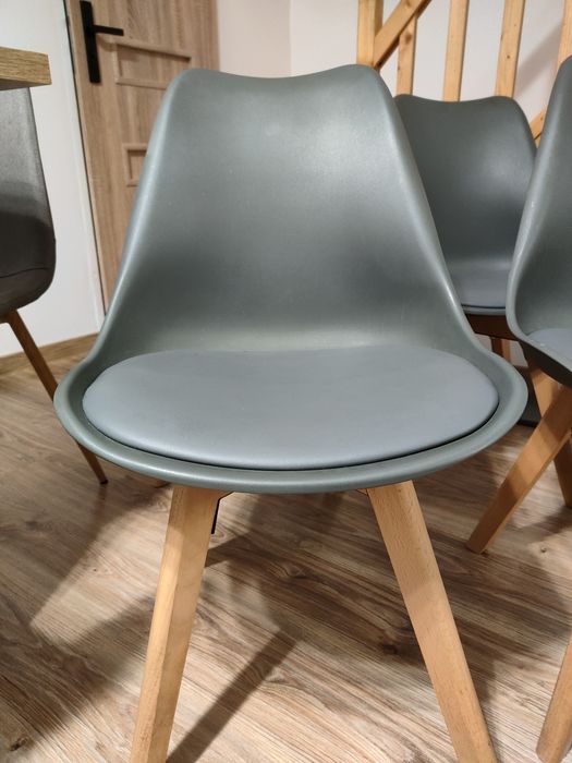 4 krzesła do jadalni, cena za całość