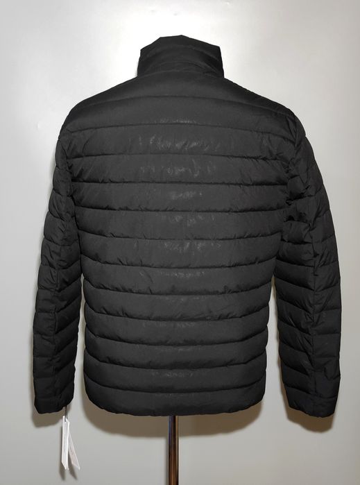 Calvin Klein M куртка чоловіча пуховик