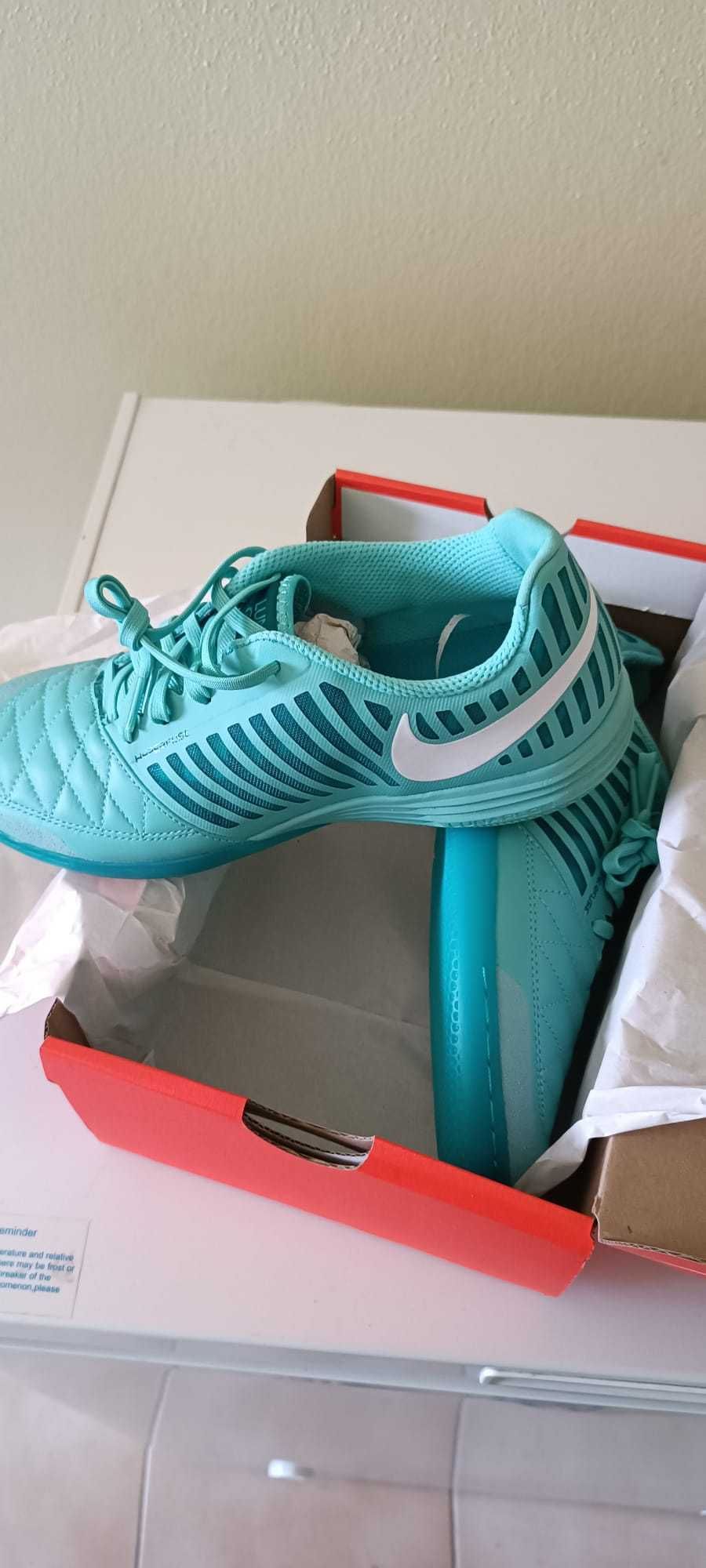 Sapatilhas futsal lunar gato tamanho 41
