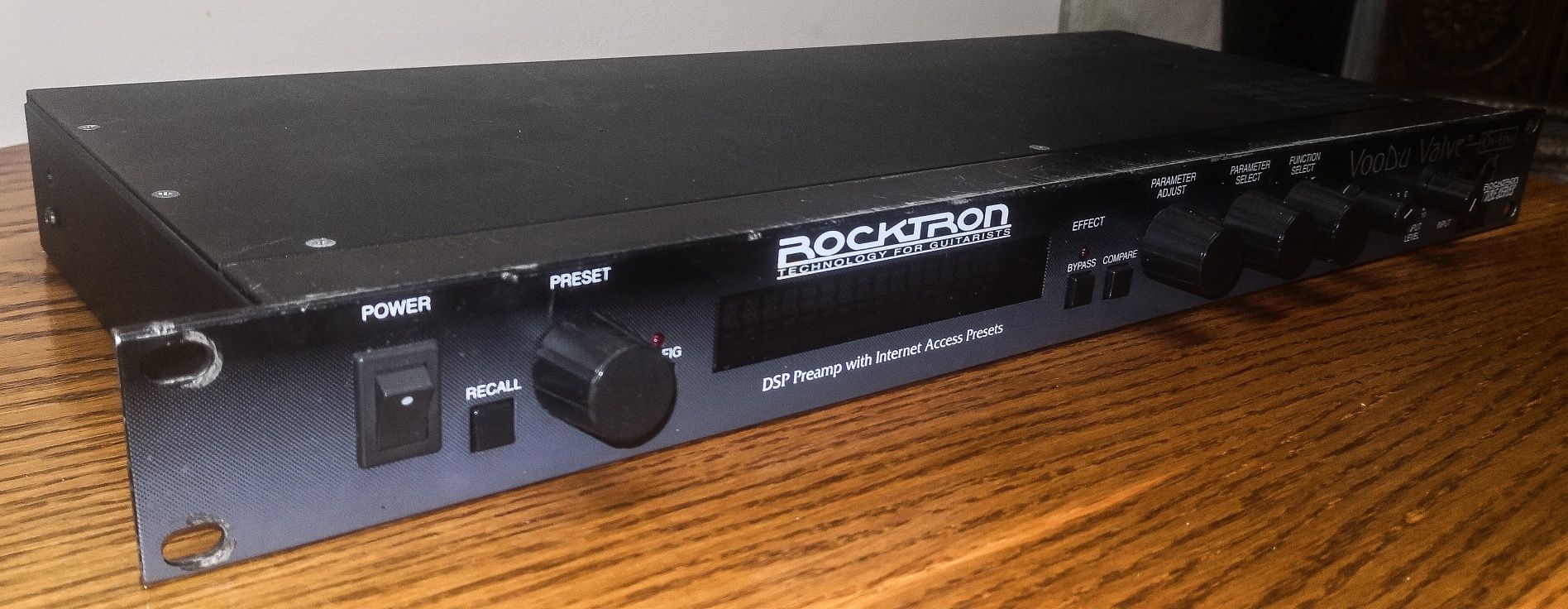 Rocktron VooDu Valve preamp multiefekt