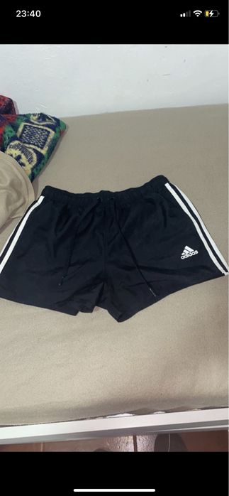 Calções de banho da Adidas pretos