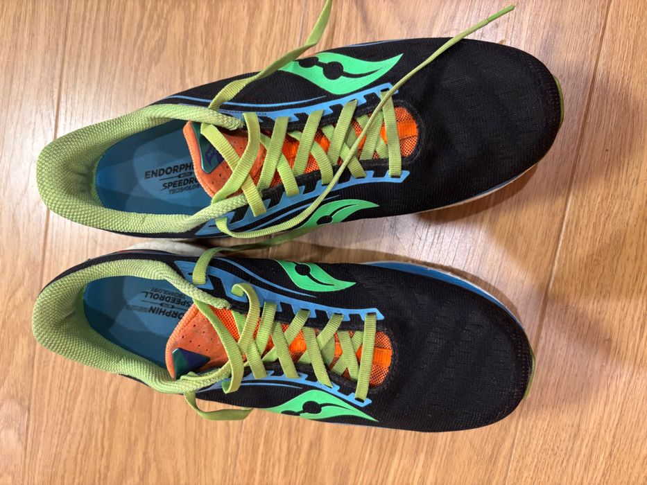 Кросівки бігові Saucony Endorphin Speed чоловічі 43 44 б/у Кольорові