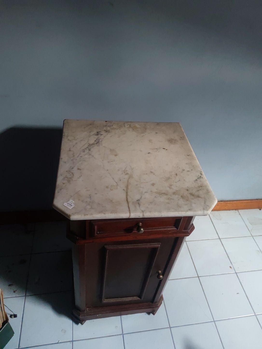 Mesa de cabeceira