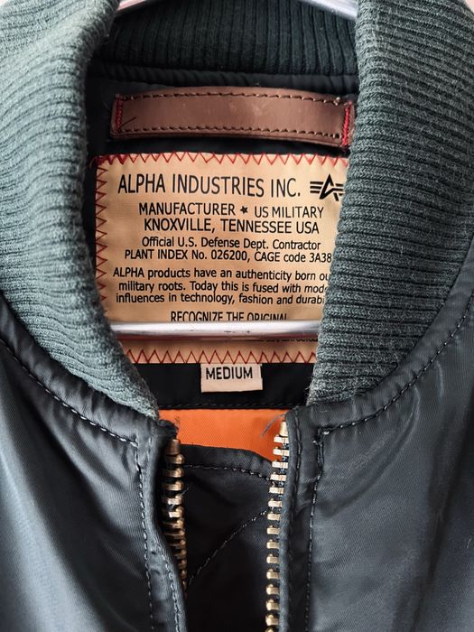 Бомбер Alpha Industries MA-1 BOMBER JACKET