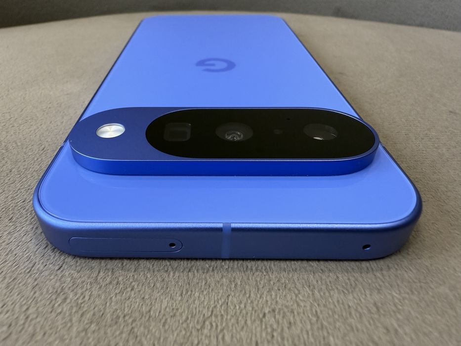 Google Pixel 10 12/128GB Indigo, Obsidiab (Global Version)