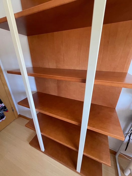 Mobília madeira quarto