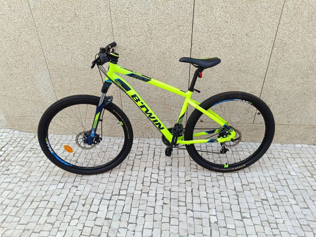 Bicicleta Btwin Rockrider 520, tamanho M, roda 27,5"