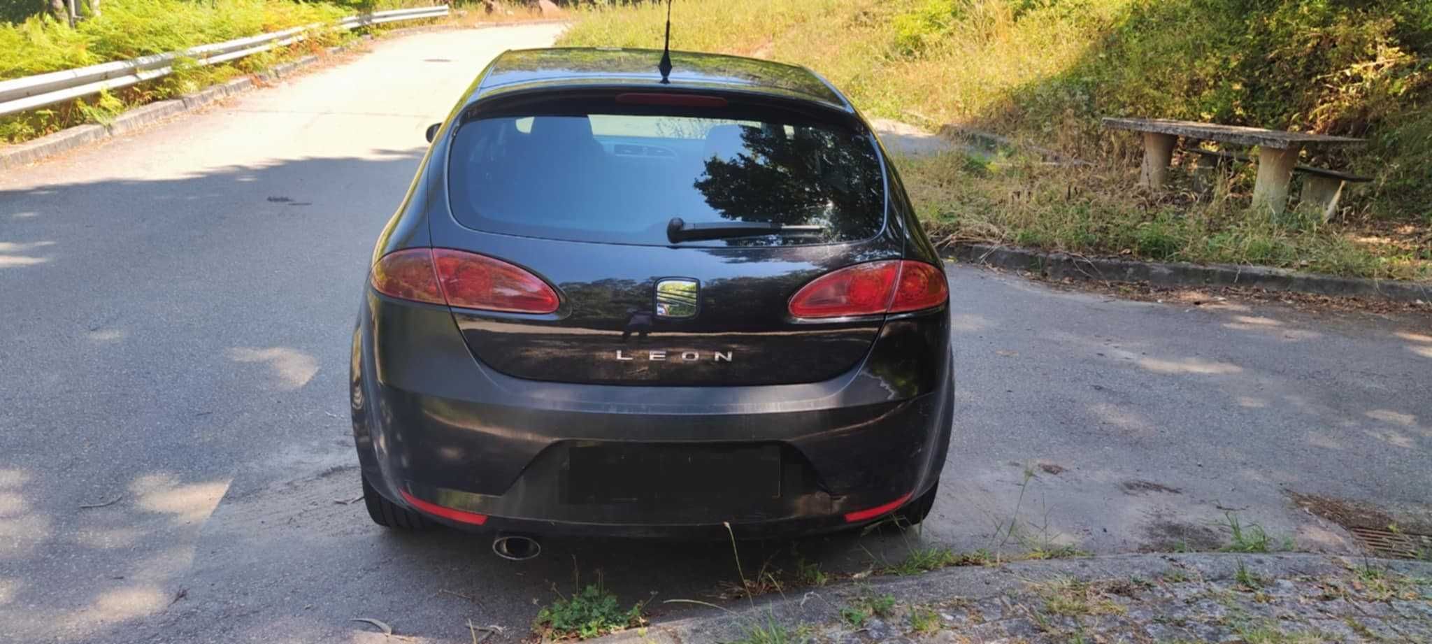 Seat Leon 1.9 TDI Sport com Kit FR