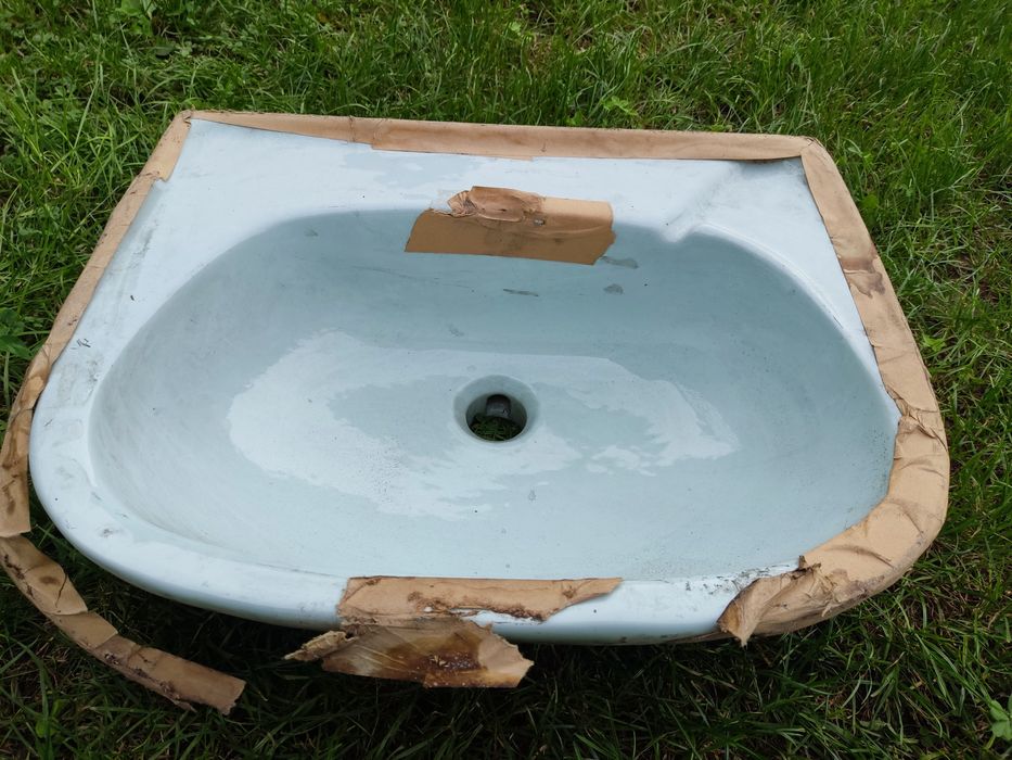 Umywalka PRL KOŁO nowa