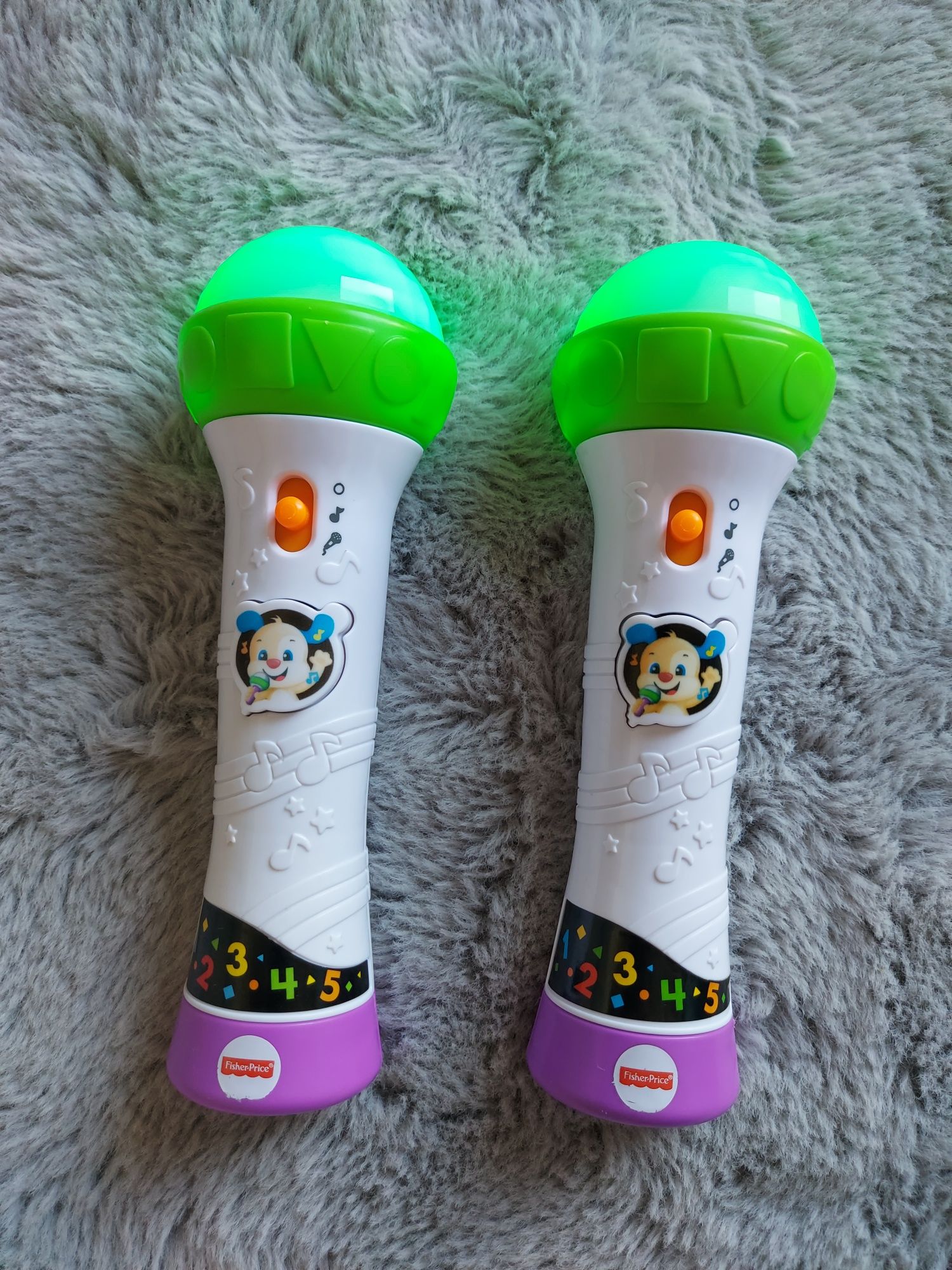 Dwa mikrofony Fisher Price