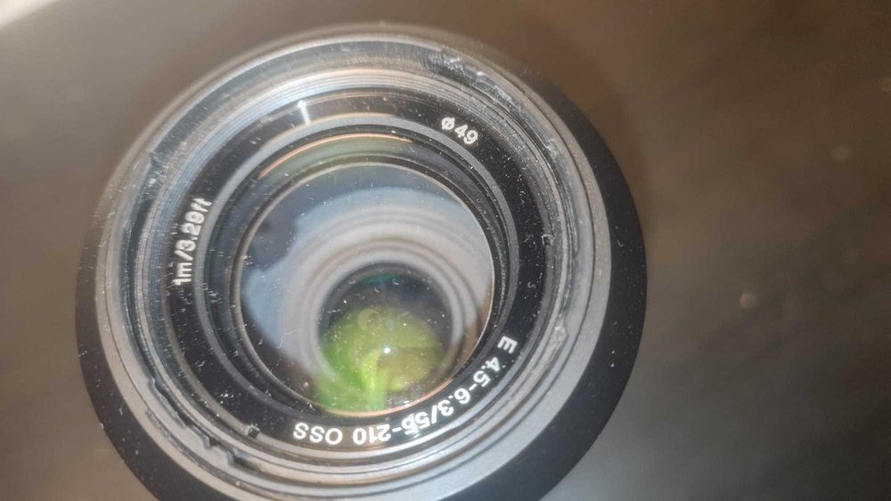 Lente Sony 55-210mm f/4.5-6.3 OSS (E-mount)