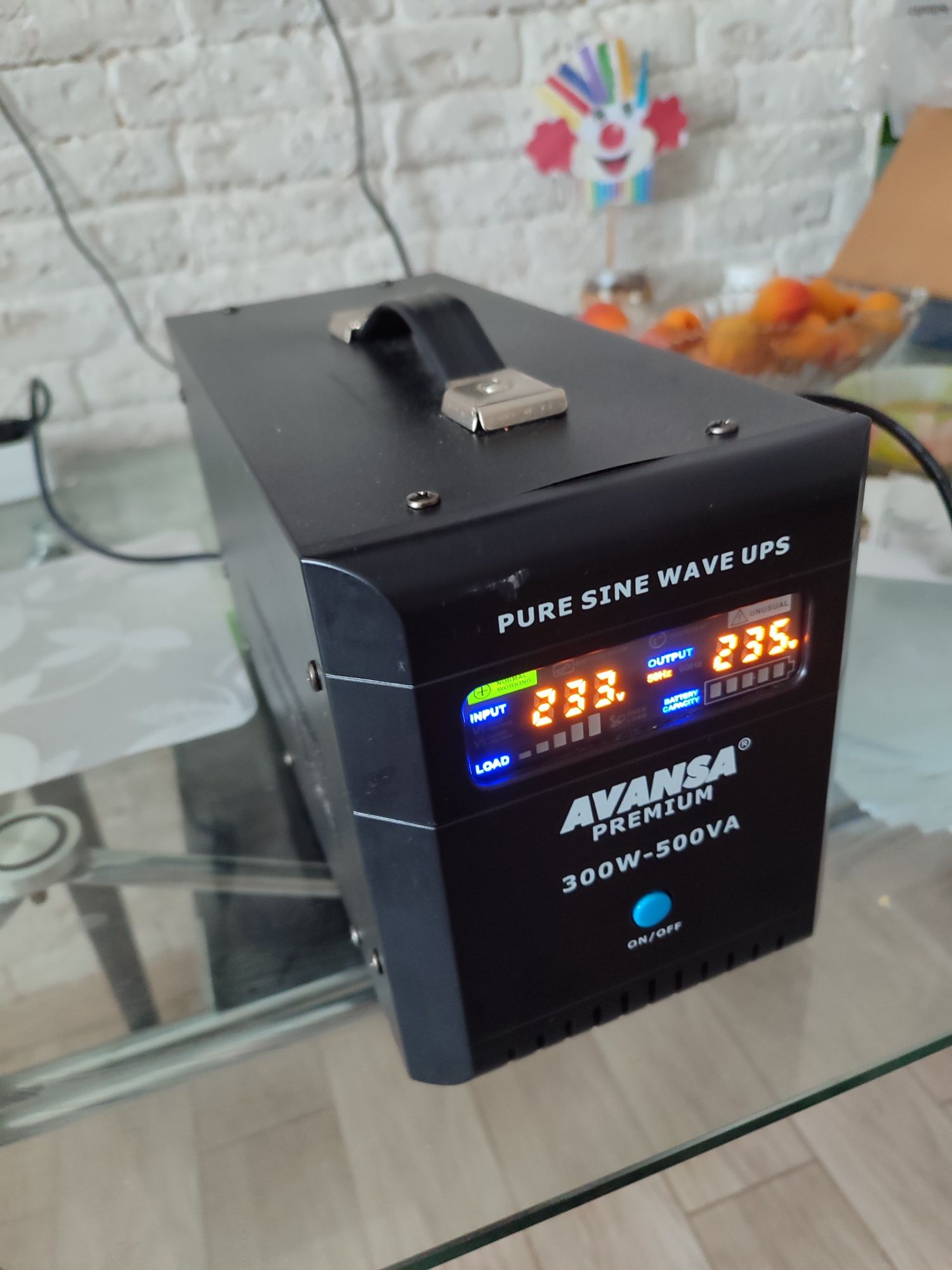 Инвертор Avansa чистая синусоида 300/500wт