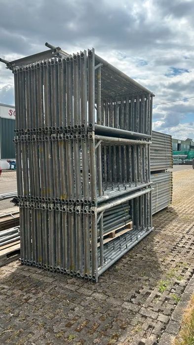 Andaime Hünnebeck Bosta 70 – 396m² – Importado – Bom Estado