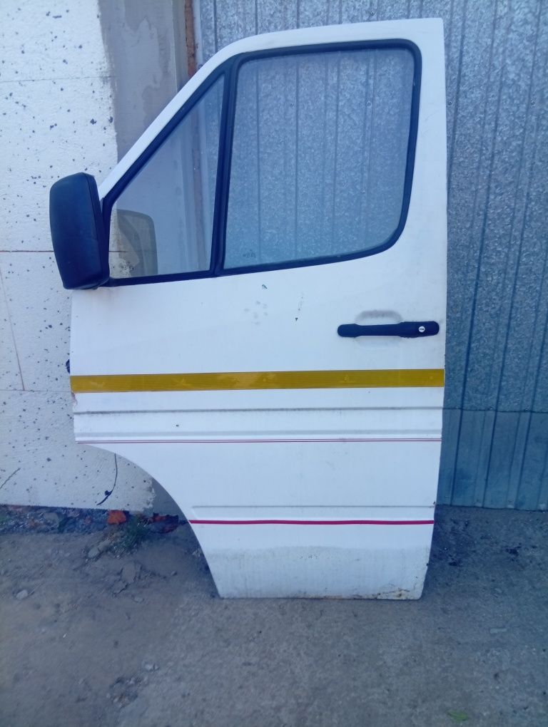 Drzw lewei kompletne Mercedes Sprinter 1994-06r