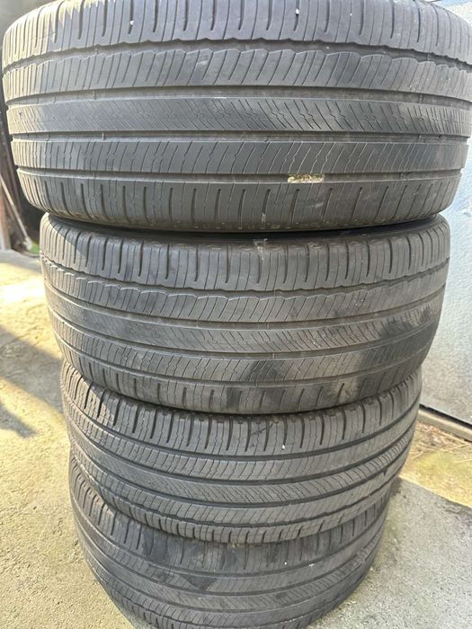Мішелін 235/45 R18 Літо