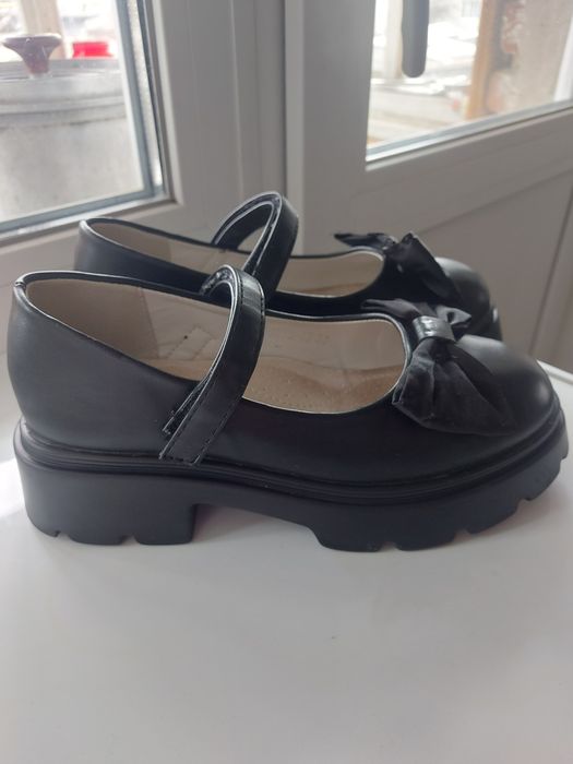 Туфельки для дівчинки 24 см устілка