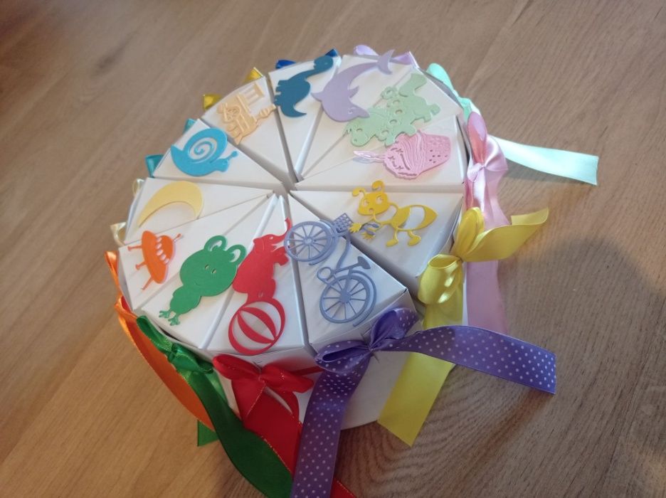 tort z papieru, papierowy tort, podziękowanie dla gości