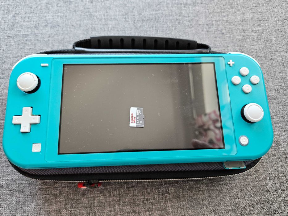Nintendo Switch Lite turkusowe karta plus futerał