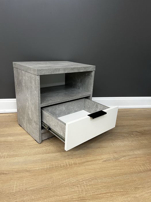 Тумба приліжкова / комод / нічний столик