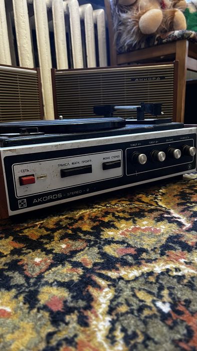 Проигрыватель виниловых пластинок Аккорд stereo-2 магнитофон