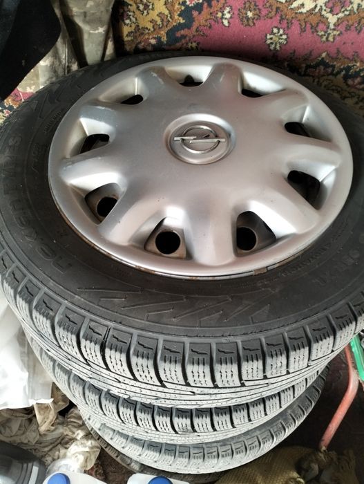 Покришки зимні R15 в зборі з дисками