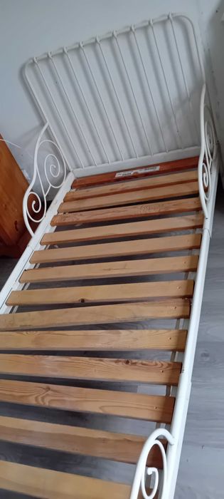 Cama extensivel IKEA