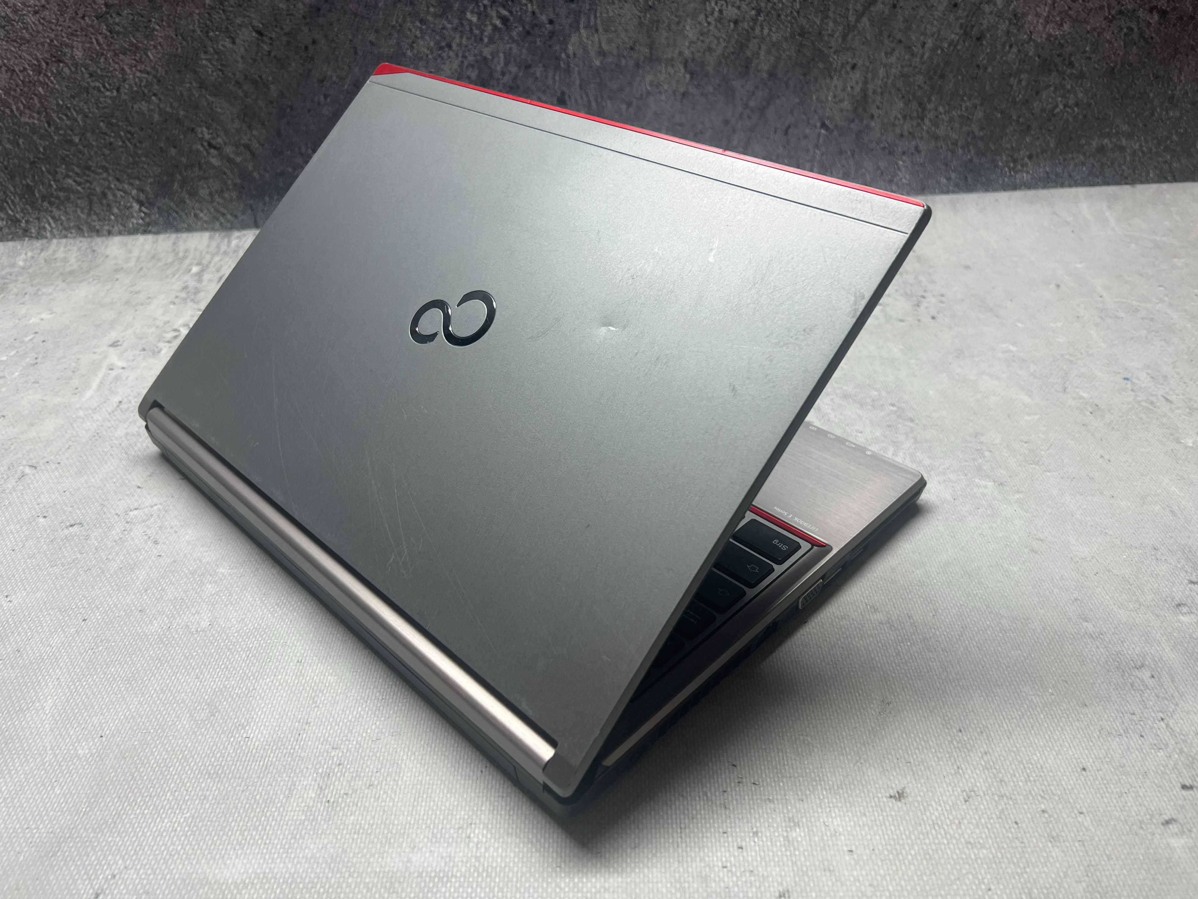 Fujitsu E736 / i7 6600u 3.4GHz / 8GB DDR4 / 128SSD / 13.3 HD / W10Pro