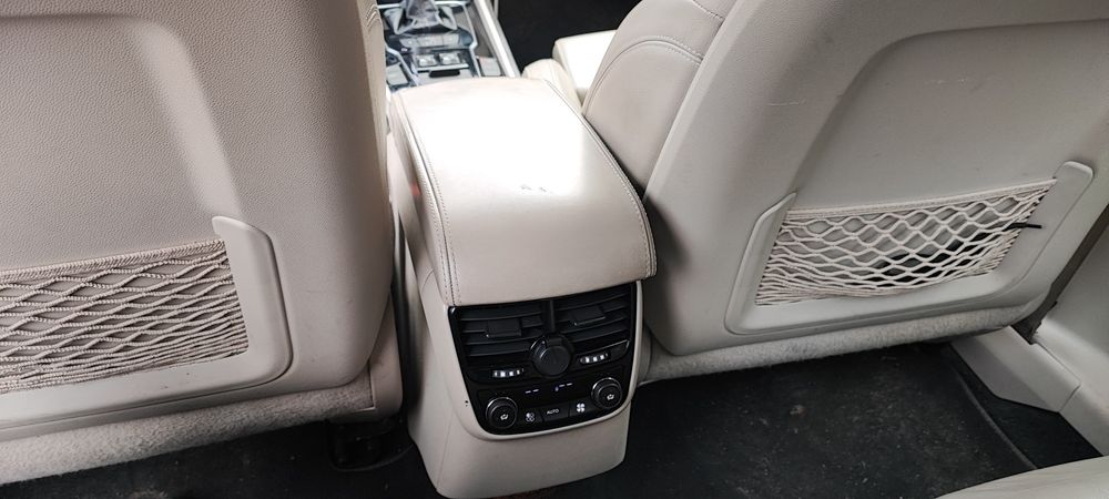 Peugeot 508 LPG Max wyposażenie