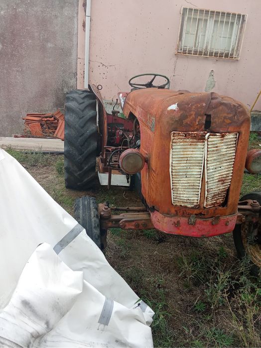 Trator David Brown 990 Implematic