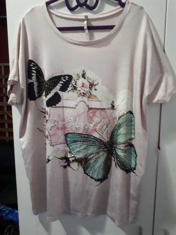 Camisola de meia manga com borboletas e camisola de algodão com folho.