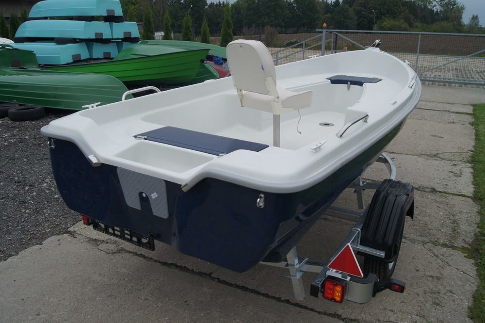 Łódź wiosłowa motorowa wędkarska spacerowa 390/165
