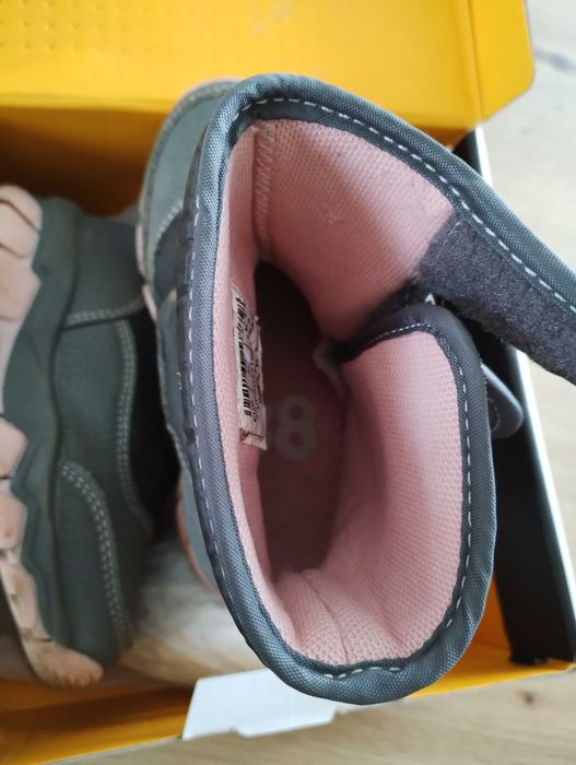 Buty jesienno-zimowa dla dziewczynki rozm 26