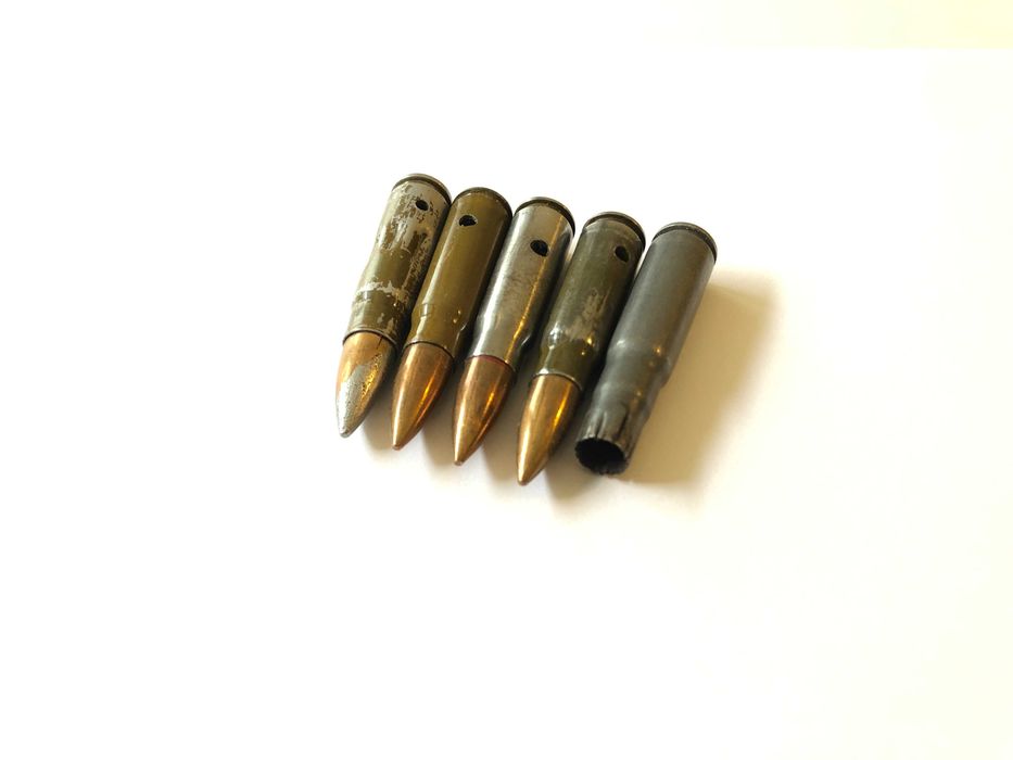 5 bezpiecznych atrap do kolekcji zestaw nabojów 7,62x39 i nabój ślepy