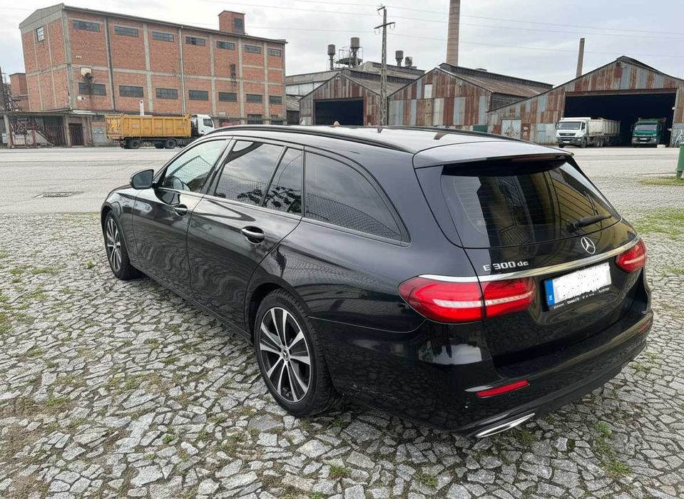 Mercedes-Benz E300de