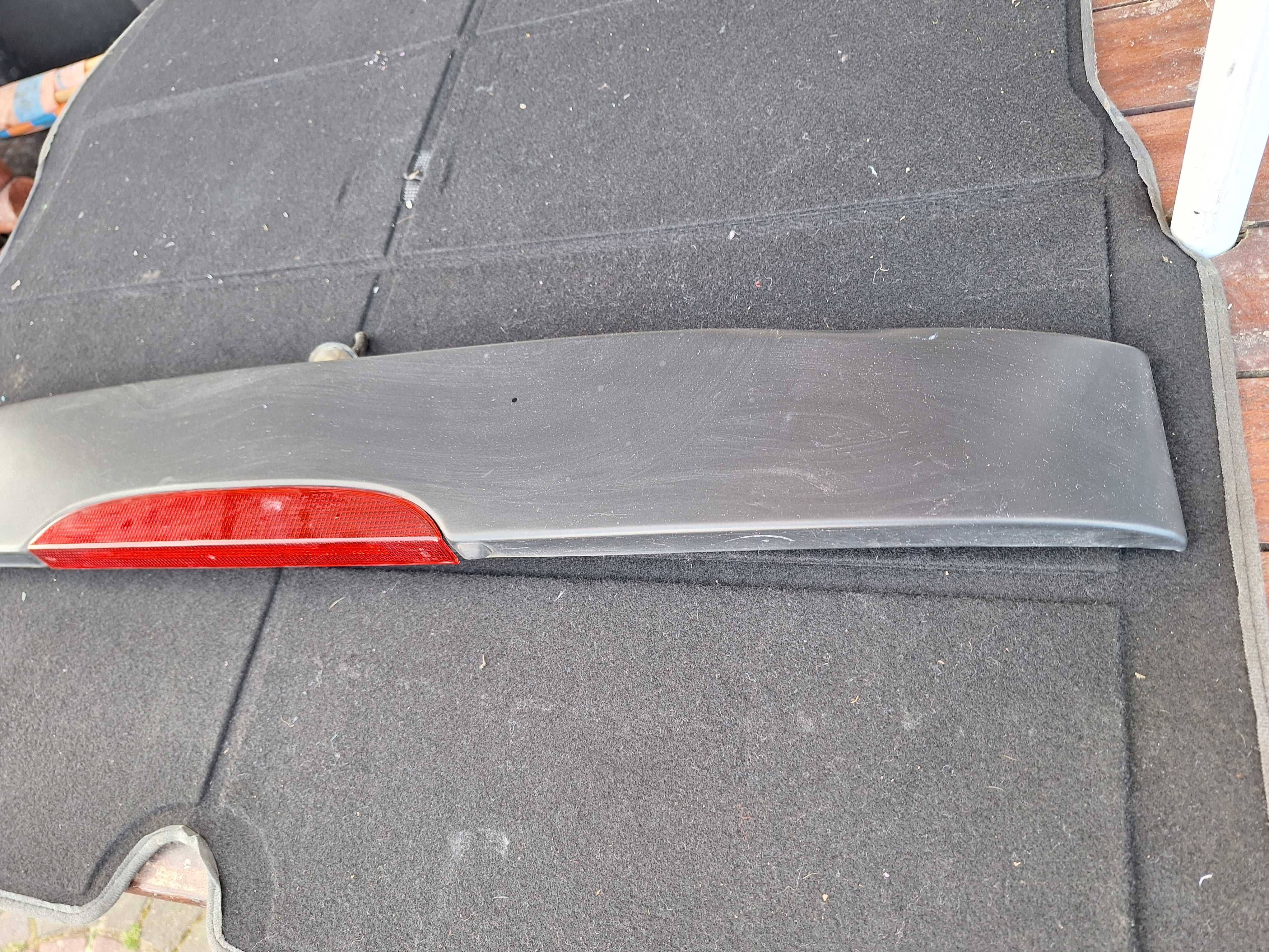 Renault Clio 2 II spoiler, lotka, lampa tył 7701.695154