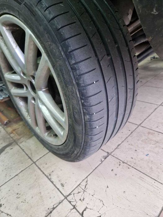 колеса на оригінальних дисках R19 Volkswagen Touareg
