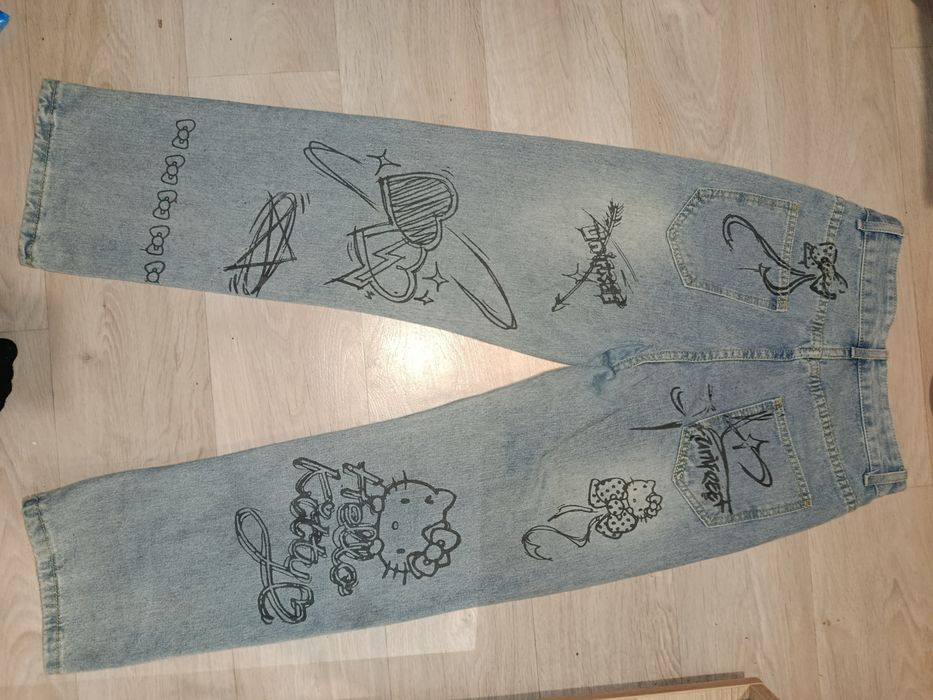 Джинси з Хелоу Кітті та стразами для підлітків