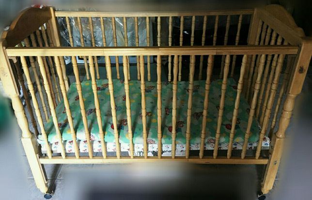 Кроватка детская из натур дерева Golden Toys детская новорожденный