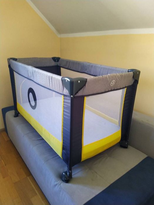 Łóżeczko skladane