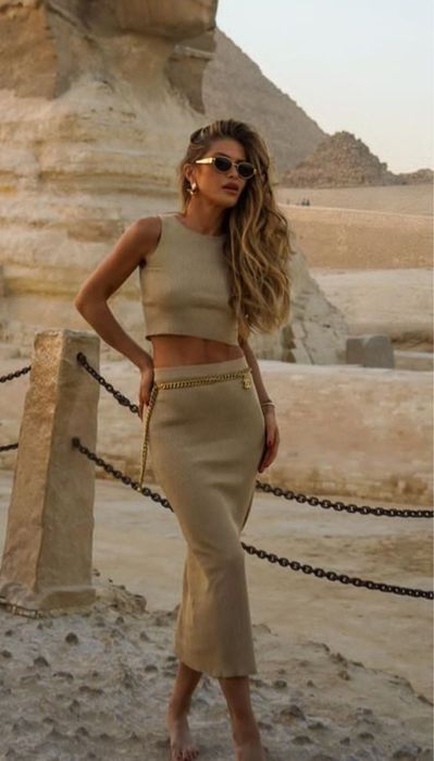 Conjunto de malha dourada ZARA