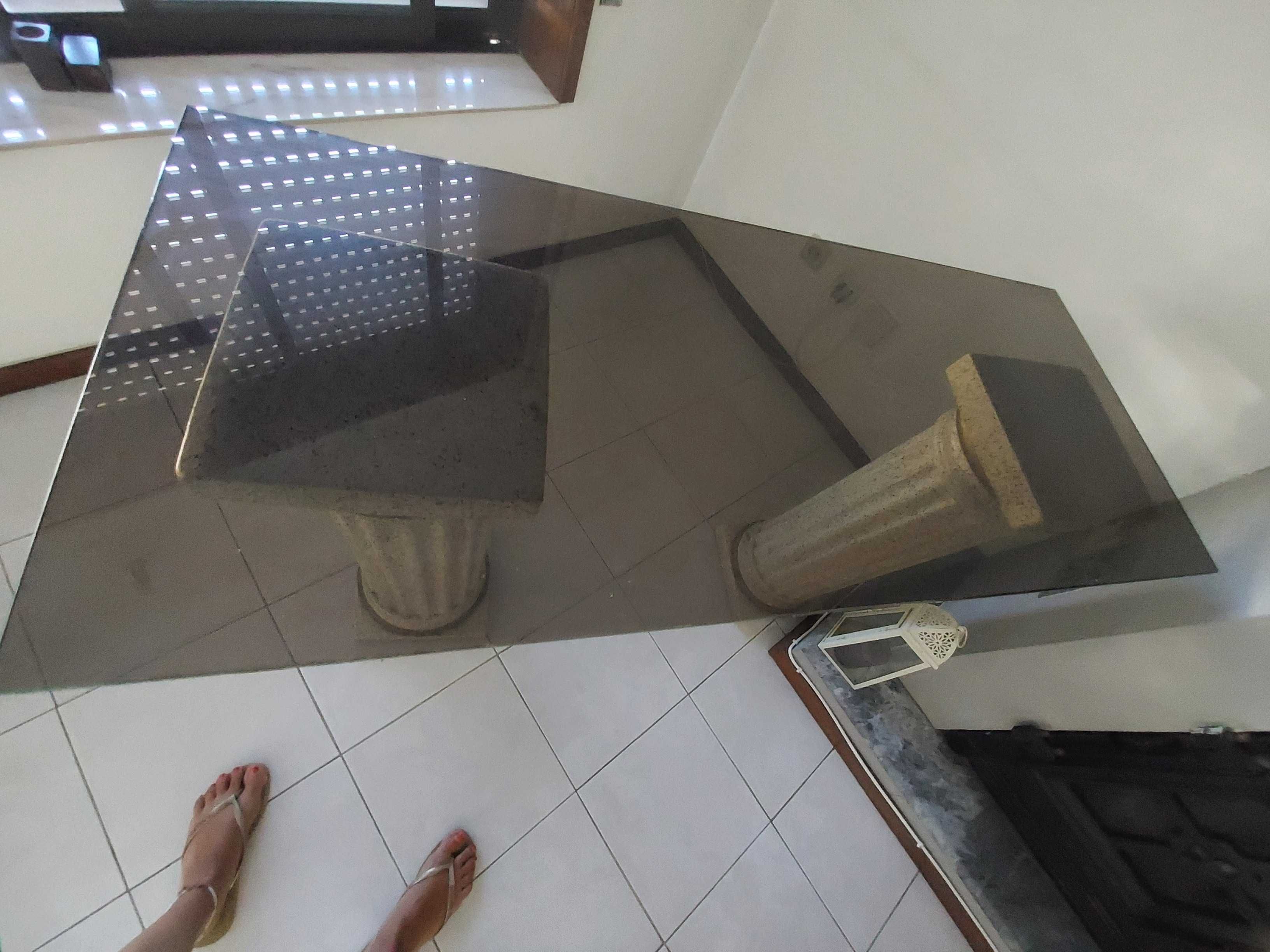 Consola em vidro
