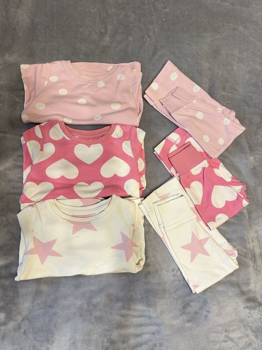 Продам набір з 3 дитячих піжамок Next на 12-18 міс (86 розмір).