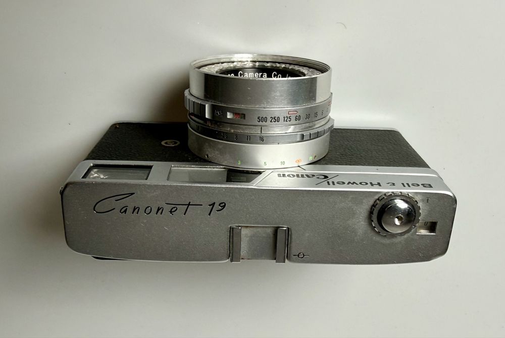 Плівкова камера Bell&Howell/Canon Canonet 19