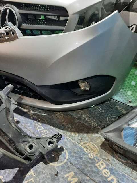 Бампер передній Мерседес Сітан Mersedes Citan розборка