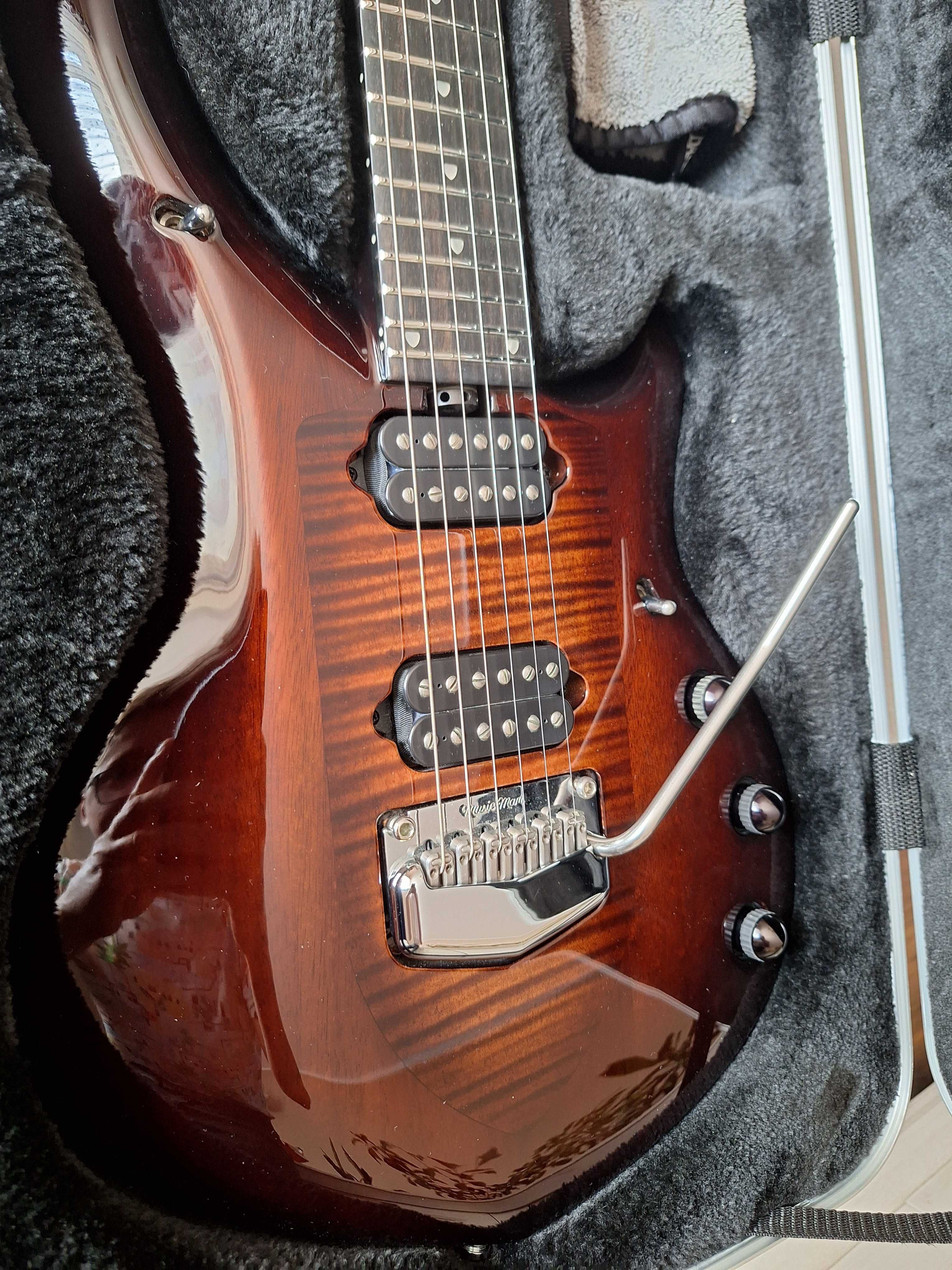 Music Man Majesty Dark Roast