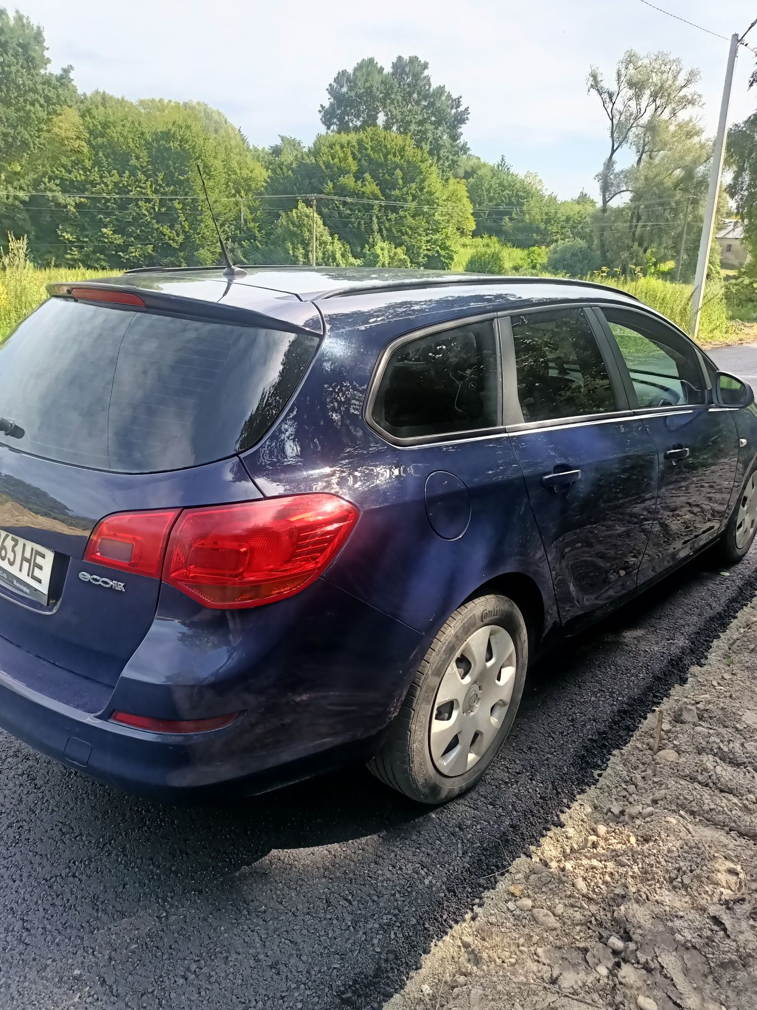 Opel Astra  2011