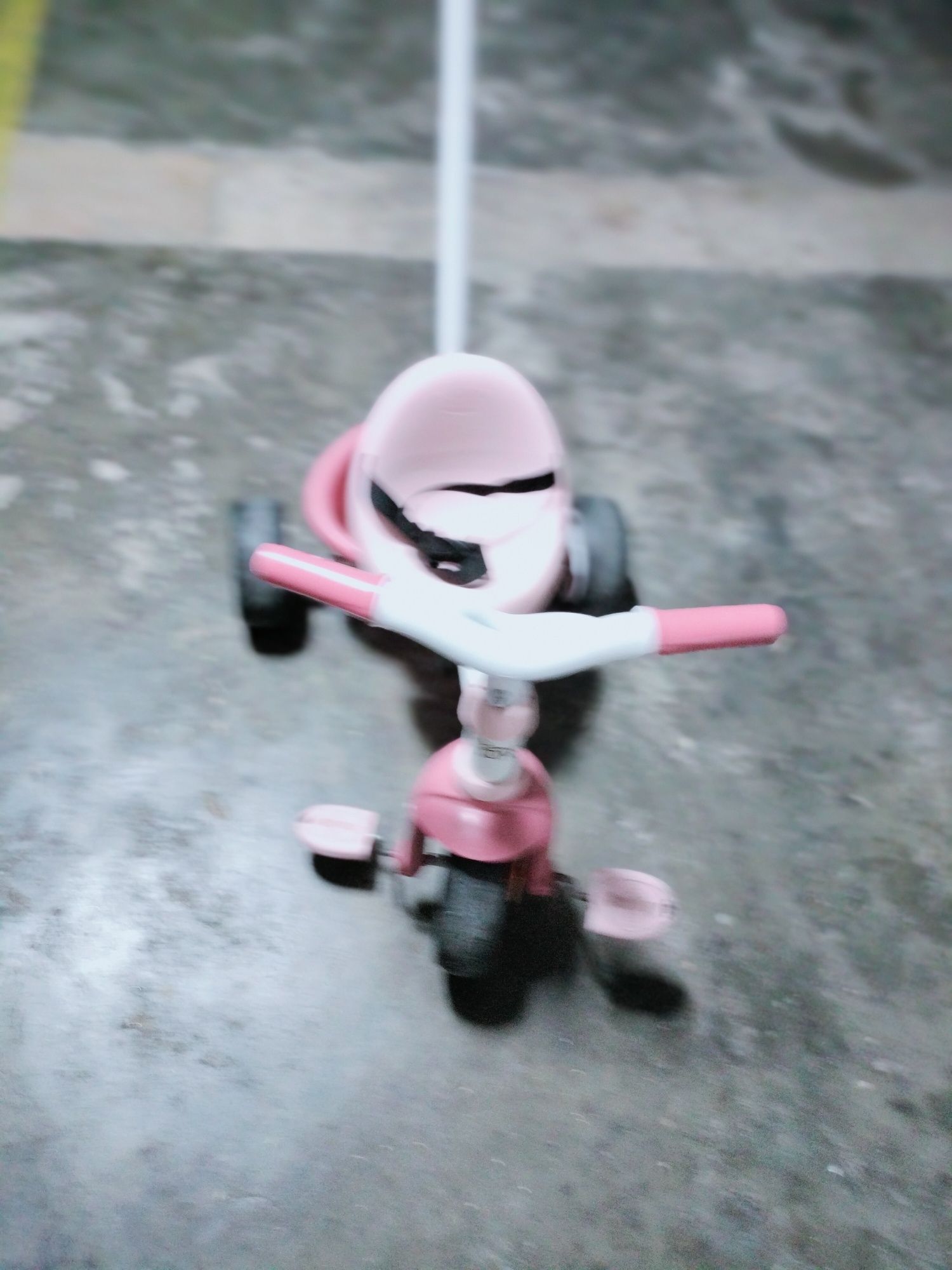 Triciclo de criança